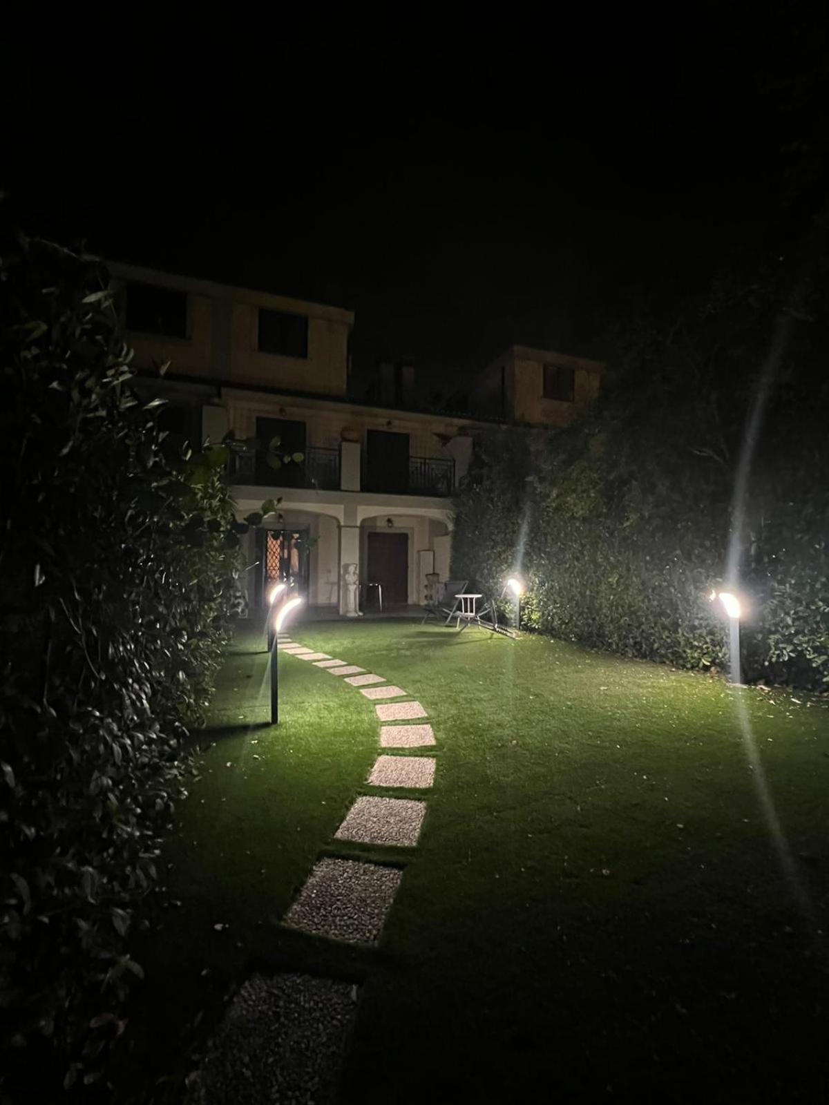 Villa Gurrieri Рим Екстериор снимка